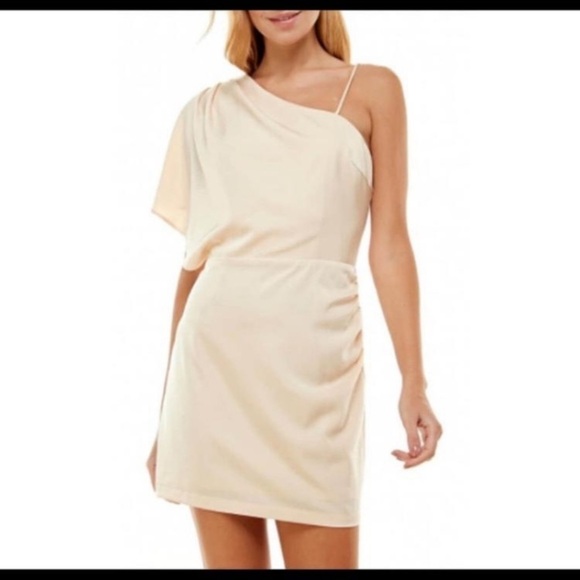 NEW TCEC Nude Asymmetrical Mini Dress Size Large - Picture 1 of 9
